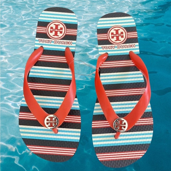 - TORY BURCH RED THONG FLAT FLIP FLOP SUMMER RUBBER BEACH POOL SHOES 7 - Picture 5 of 6